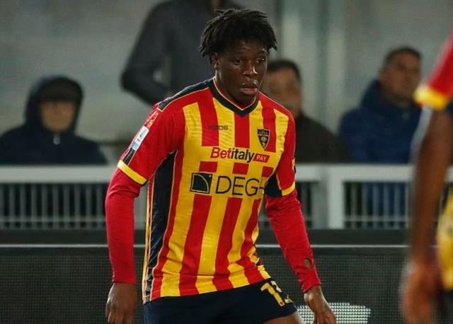 乐鱼app下载地址-曼联3500万敲定多尔久，意甲保级队出来个大救星？